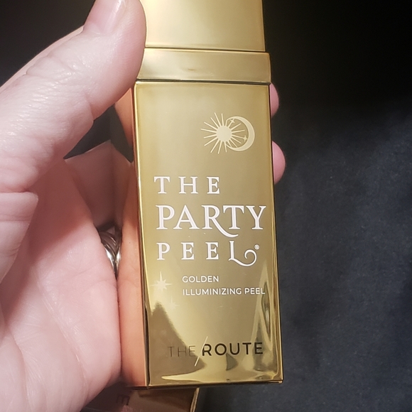 The Route The Party Peel Golden Illuminizing Peel, New - Picture 7 of 15
